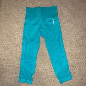 Cropped Gymshark energy+ seamless cropped leggings